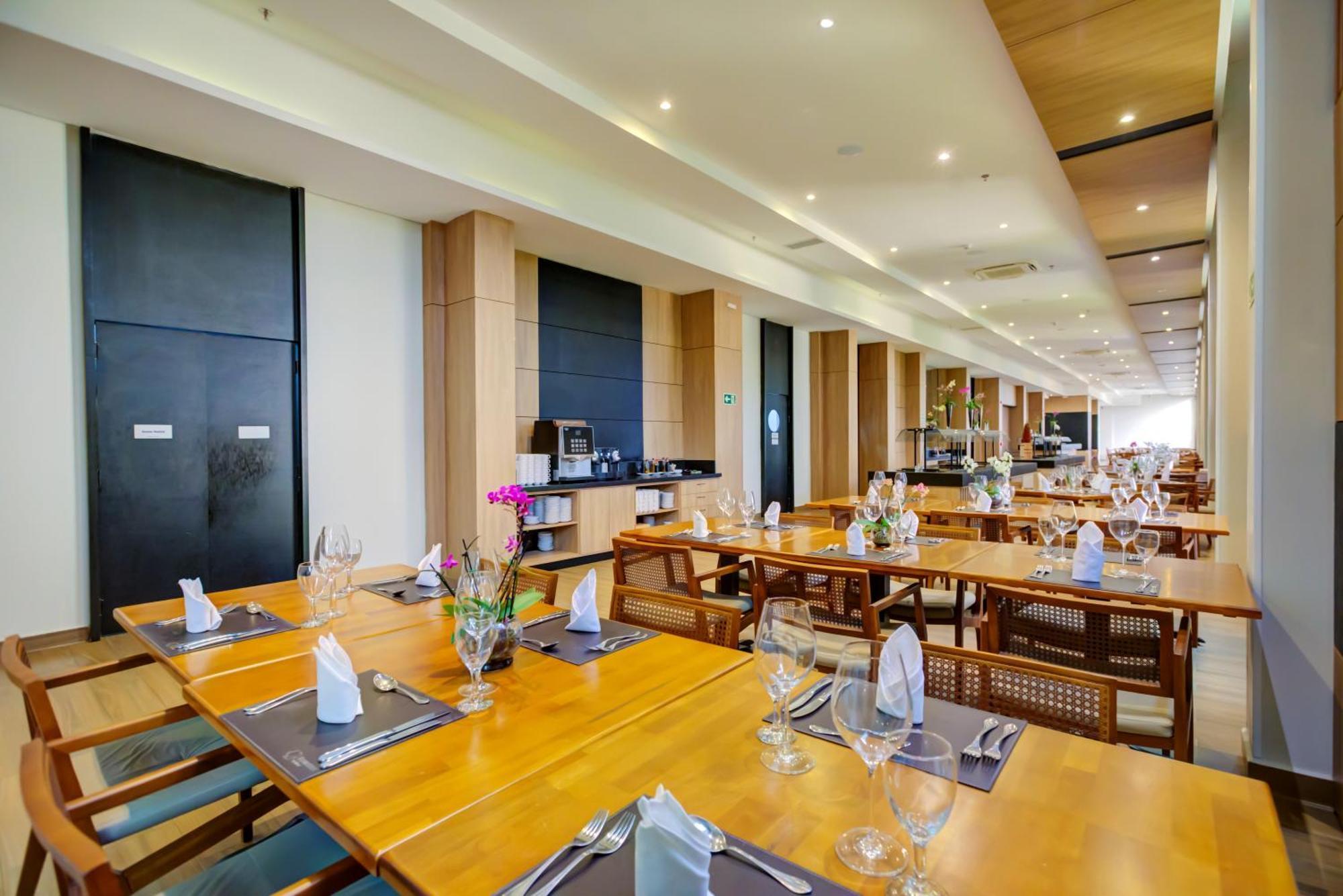 Doubletree By Hilton - Resort - Foz Do Iguacu Exterior photo The restaurant